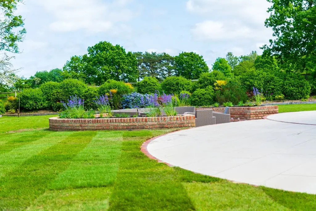 10 Essential Questions to ask when hiring a gardener in Maidstone, Kent