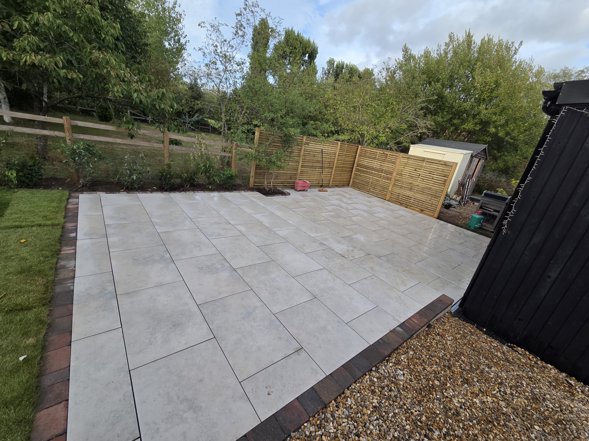 Patio privacy screening on Bearsted garden